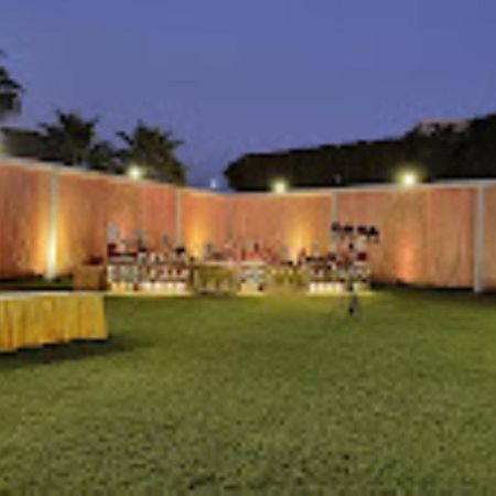 Abhiraj Guest House Mathura Esterno foto