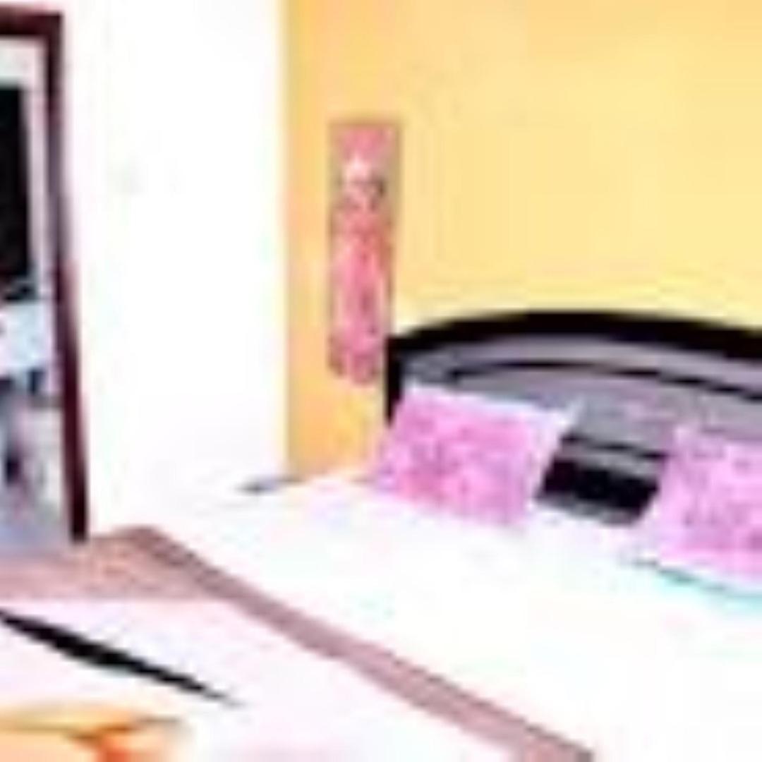 Abhiraj Guest House Mathura Esterno foto