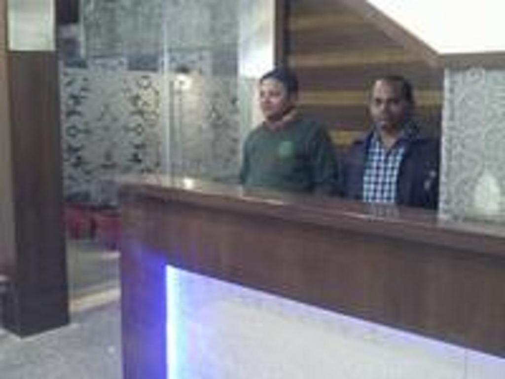 Abhiraj Guest House Mathura Esterno foto